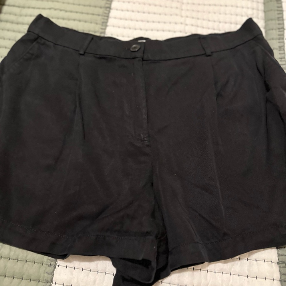 LOFT Pleated Shorts in Emory (2 pair) - Picture 6 of 8